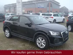 Brillantschwarz (metallic) Gebraucht 2022 Audi Q2 SUV | 22.979 € (Etwas zu teuer)