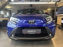 Blau Neu 2025 Toyota Aygo X SUV | 19.490 €