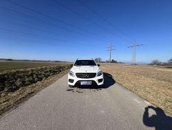 Weiß Gebraucht 2017 Mercedes GLE350 AMG line SUV | 32.800 €