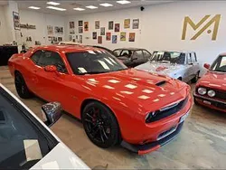 Rot Gebraucht 2023 Dodge Challenger Coupé | 56.250 €