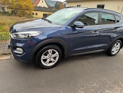 Blau Gebraucht 2018 Hyundai Tucson SUV | 18.200 € (Guter Preis)