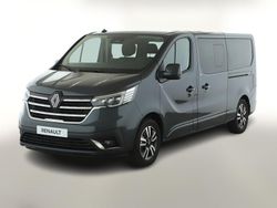 Kometengrau metallic Gebraucht 2024 Renault Trafic Van / Kleinbus | 39.233 € (Etwas zu teuer)