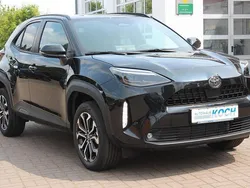 Schwarz Neu 2025 Toyota Yaris Cross Team SUV | 29.700 €