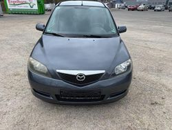 Grau Gebraucht 2005 Mazda 2 Comfort Kleinwagen | 799 € (Guter Preis)