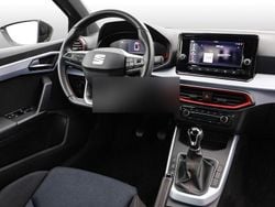 Grau Gebraucht 2024 Seat Arona SUV | 17.399 € (Guter Preis)