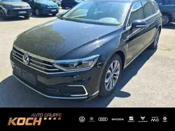 Deep black perleffekt Gebraucht 2021 VW Passat GTE Kombi | 24.860 € (Fairer Preis)