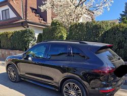 Schwarz Gebraucht 2015 Porsche Cayenne GTS SUV | 38.750 € (Fairer Preis)