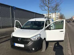 Weiß Gebraucht 2019 Dacia Dokker Essentiel Van | 8.750 € (Guter Preis)