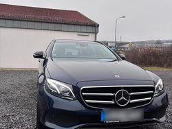 Blau Gebraucht 2020 Mercedes E300 Kombi | 22.500 € (Fairer Preis)