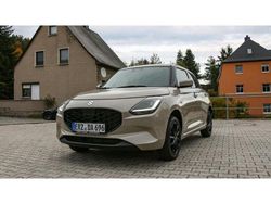 Caravan ivory metallic (metallic) Gebraucht 2024 Suzuki Swift Comfort Kleinwagen | 19.490 € (Fairer Preis)