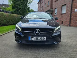 Schwarz Gebraucht 2018 Mercedes CLA180 Limousine | 16.500 € (Fairer Preis)