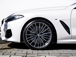 Weiß Gebraucht 2019 BMW M850 Performance Coupé | 79.000 €
