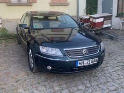 Grün Gebraucht 2006 VW Phaeton Limousine | 10.600 €