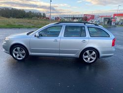 Silber Gebraucht 2009 Skoda Octavia Kombi | 3.999 € (Fairer Preis)