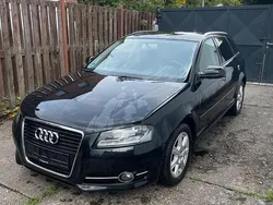 Schwarz Gebraucht 2011 Audi A3 Sportback Kleinwagen | 4.590 € (Superpreis)