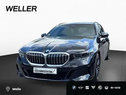 Schwarz Gebraucht 2024 BMW 520 M Sport Kombi | 52.750 € (Superpreis)