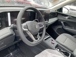 Nightshade blue metallic Neu 2025 VW Tiguan Life SUV | 40.184 € (Fairer Preis)