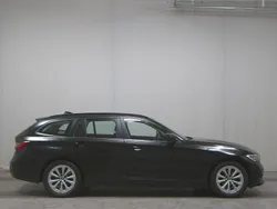 Schwarz Gebraucht 2020 BMW 318 Sport Line Kombi | 17.980 € (Guter Preis)