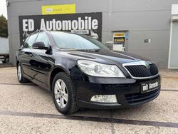 Schwarz Gebraucht 2011 Skoda Octavia Kombi | 5.299 € (Fairer Preis)