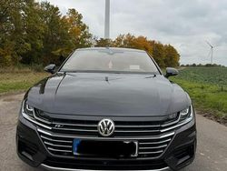 Grau Gebraucht 2018 VW Arteon Limousine | 26.000 € (Teuer)