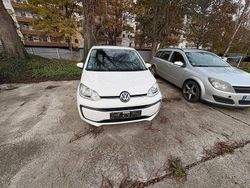 Weiß Gebraucht 2018 VW up! Join Kleinwagen | 3.500 € (Teuer)