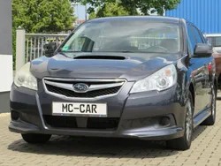Grau Gebraucht 2012 Subaru Legacy Kombi | 3.990 €