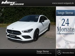 Weiß Gebraucht 2022 Mercedes CLA250 Limousine | 32.990 € (Etwas zu teuer)