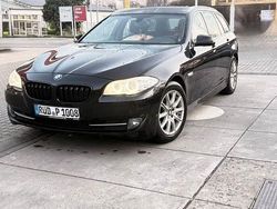 Schwarz Gebraucht 2012 BMW 520 Comfort Edition Kombi | 8.100 € (Fairer Preis)