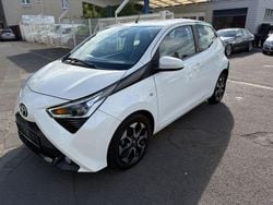 Weiß Gebraucht 2021 Toyota Aygo X-play Kleinwagen | 8.990 € (Guter Preis)
