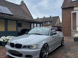 Grau Gebraucht 2003 BMW 320 Cabriolet Cabrio | 5.500 €