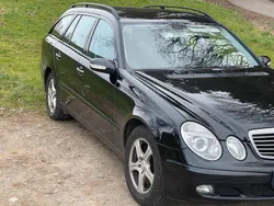 Schwarz Gebraucht 2006 Mercedes E220 Kombi | 1.700 €