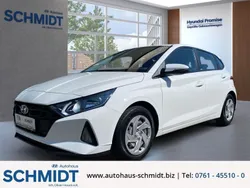 Weiß Gebraucht 2021 Hyundai i20 Select Limousine | 13.990 € (Fairer Preis)