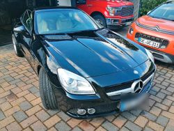 Schwarz Gebraucht 2011 Mercedes SLK350 Cabrio | 28.750 € (Teuer)