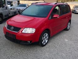 Rot Gebraucht 2005 VW Touran Van / Kleinbus | 1.600 € (Guter Preis)