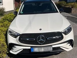 Weiß Gebraucht 2023 Mercedes GLC300 SUV | 57.600 € (Etwas zu teuer)