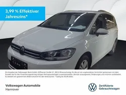 Pure white Gebraucht 2024 VW Touran Comfortline Van / Kleinbus | 32.890 € (Fairer Preis)
