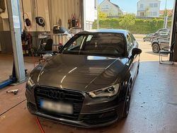 Grau Gebraucht 2015 Audi A3 S-Line Kombi | 11.500 € (Fairer Preis)