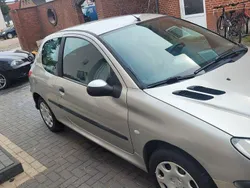 Silber Gebraucht 2004 Peugeot 206 Filou Limousine | 1.370 € (Fairer Preis)