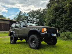Grün Gebraucht 1992 Jeep Cherokee SUV | 9.000 €