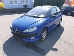 Blau Gebraucht 2004 Peugeot 206 Filou Limousine | 449 € (Guter Preis)