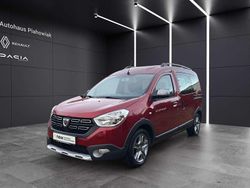 Rot Gebraucht 2019 Dacia Dokker Stepway Van / Kleinbus | 14.485 € (Fairer Preis)