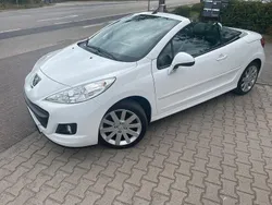 Weiß Gebraucht 2014 Peugeot 207 CC Cabrio | 8.900 € (Teuer)