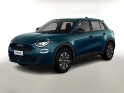 Mare grün metallic Neu 2025 Fiat 600 SUV | 24.575 € (Guter Preis)