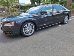 Grau Gebraucht 2011 Audi A8L Limousine | 13.900 € (Fairer Preis)