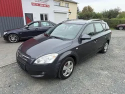 Grau Gebraucht 2008 Kia Ceed Sportswagon LX Kombi | 1.100 € (Teuer)