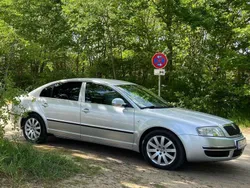 Silber Gebraucht 2007 Skoda Superb Limousine | 3.900 €