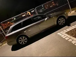 Grau Gebraucht 2005 Audi A6 Kombi | 1.500 € (Superpreis)