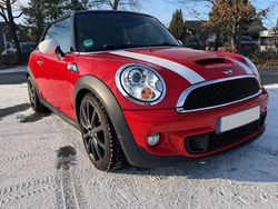 Rot Gebraucht 2012 Mini Cooper SD Cabriolet Cabrio | 7.600 €