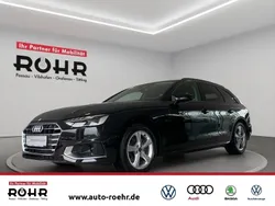 Mythosschwarz metallic Gebraucht 2023 Audi A4 Advanced Plus Kombi | 34.770 € (Fairer Preis)
