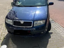 Blau Gebraucht 2005 Skoda Fabia Kombi | 750 €